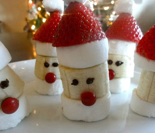 Banana Marshmallow Santa Heads. Banana Marshmallow Santa Heads.
