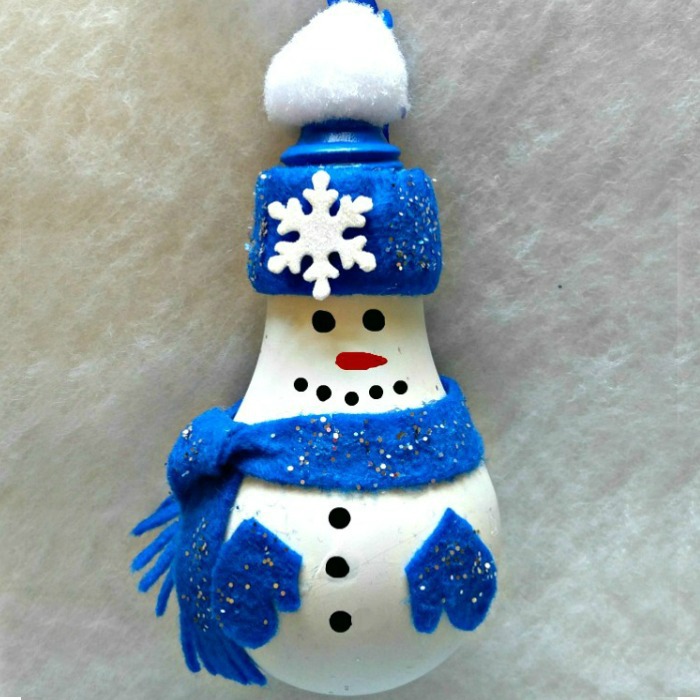 Adorable Light Bulb Snowman Ornament