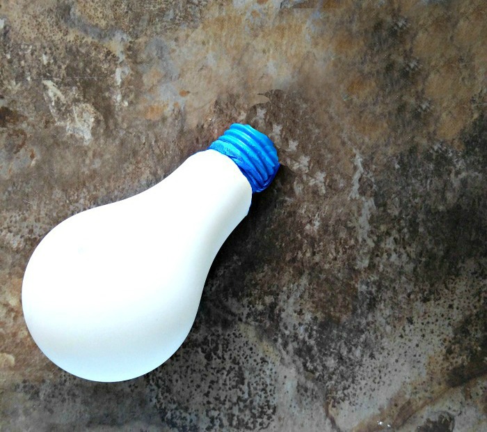 Paint the light bulb top