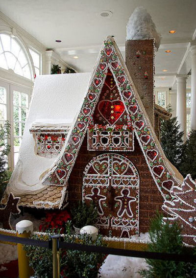 Swiss Chalet Gingerbread house