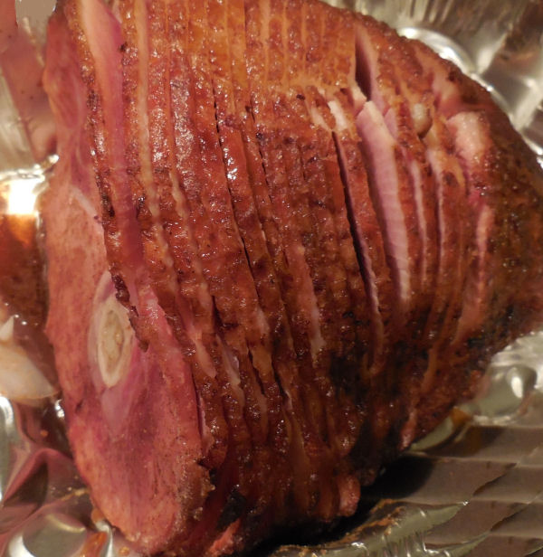 Glazed ham Honey and spice glazed ham