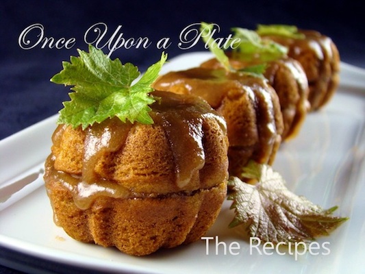 Mini Pumpkin Bundt Cakes