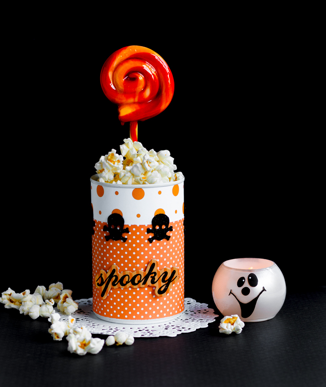 These Halloween party favors will hold your favorite snacks. They make the perfect gift to send home with your guests.