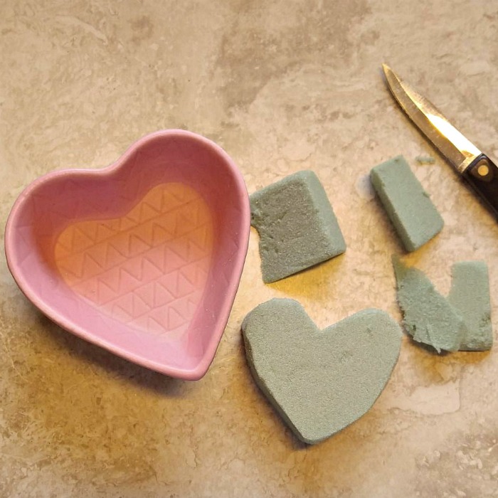 Cut foam for a heart shaped bowl