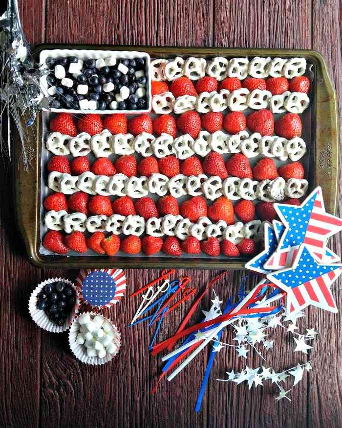 4th of July tablescape 4th of July tablescape with fruit glad and decorations.