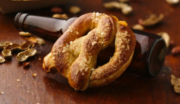 beer stuffed pretzels