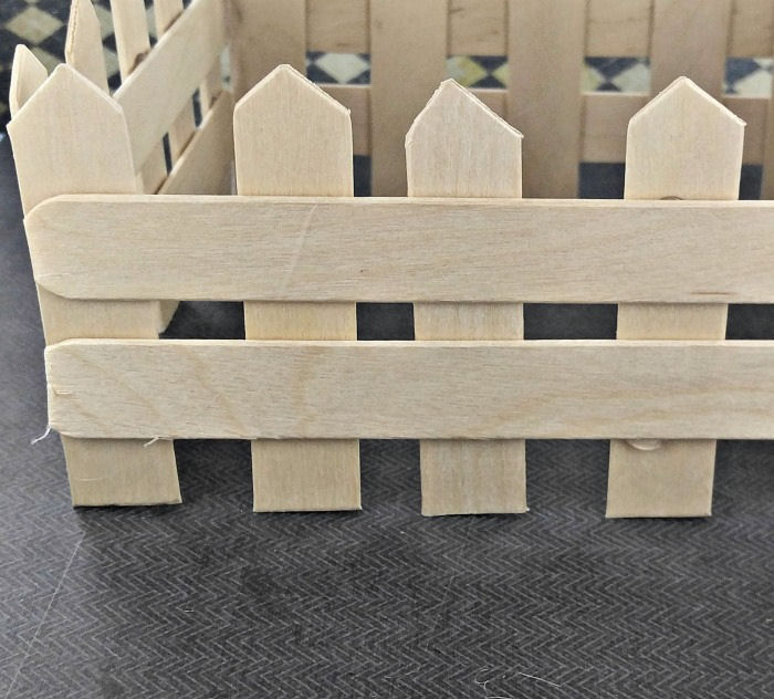 Making a fence Making a fence