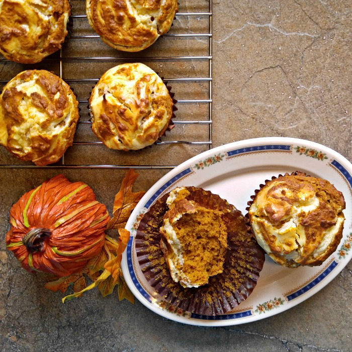 Fluffy pumpkin muffins with cheesecake topping