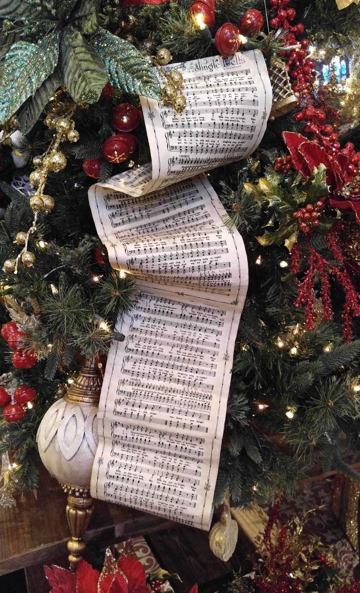 Sheet music on a Christmas tree Sheet music on a Christmas tree