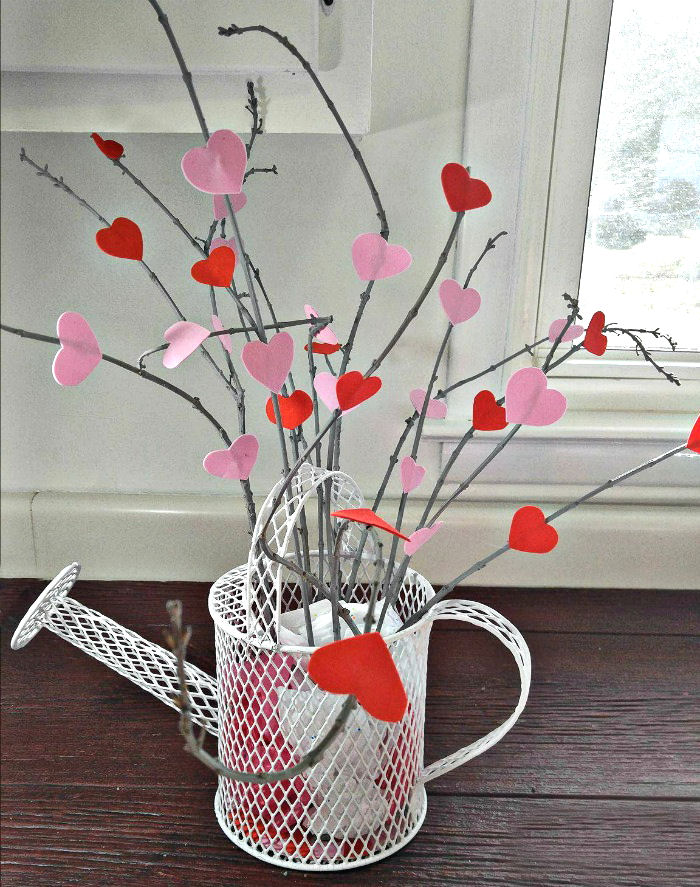 Finished Valentine's Day heart tree