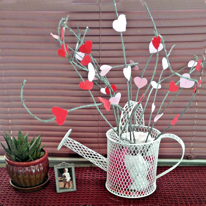 Valentine's Day heart tree makes great seasonal decor