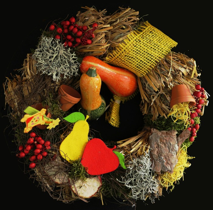 wreath with gourds, burlap and wood cutouts Autumn wreath with gourds and fall items