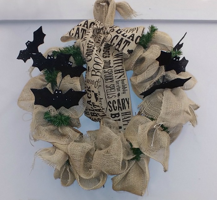 Burlap wreath with bats