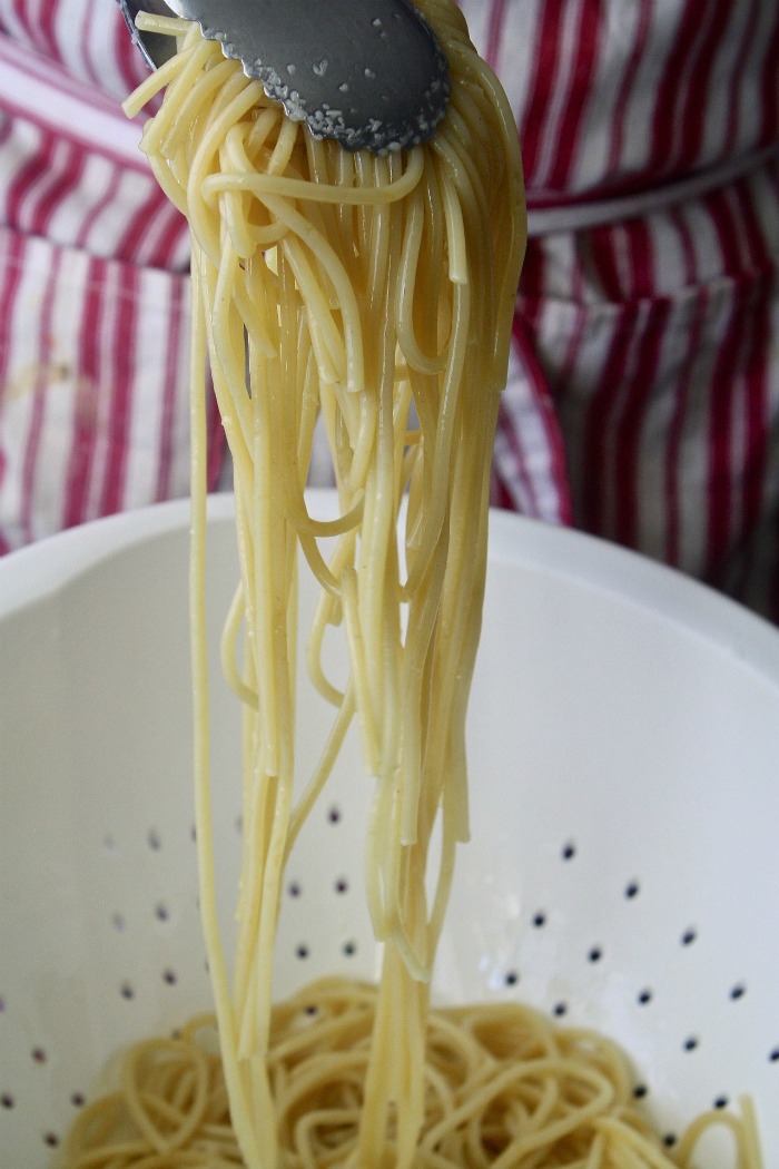 making spaghetti Get some recipes for spaghetti dishes and learn how to make your own homemade pasta