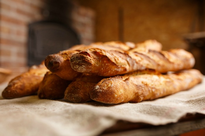 baguettes Loaves of French bread