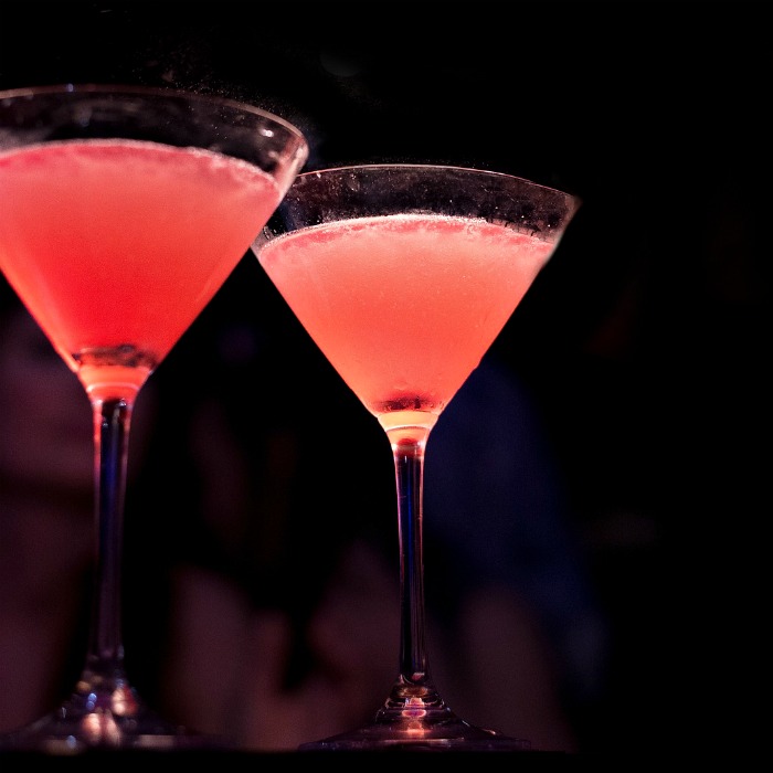 2 cosmopolitans