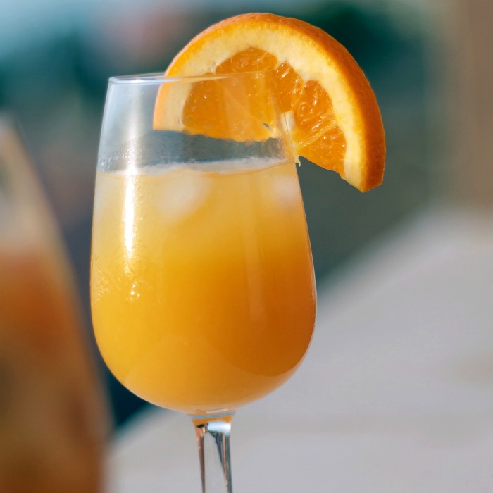 Mimosa cocktail