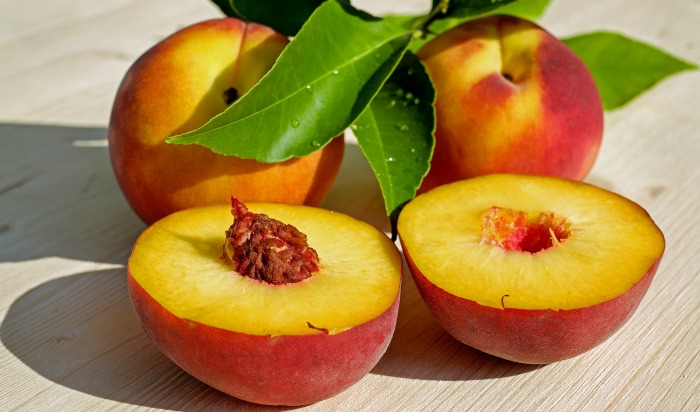 sliced fresh peaches fresh peaches