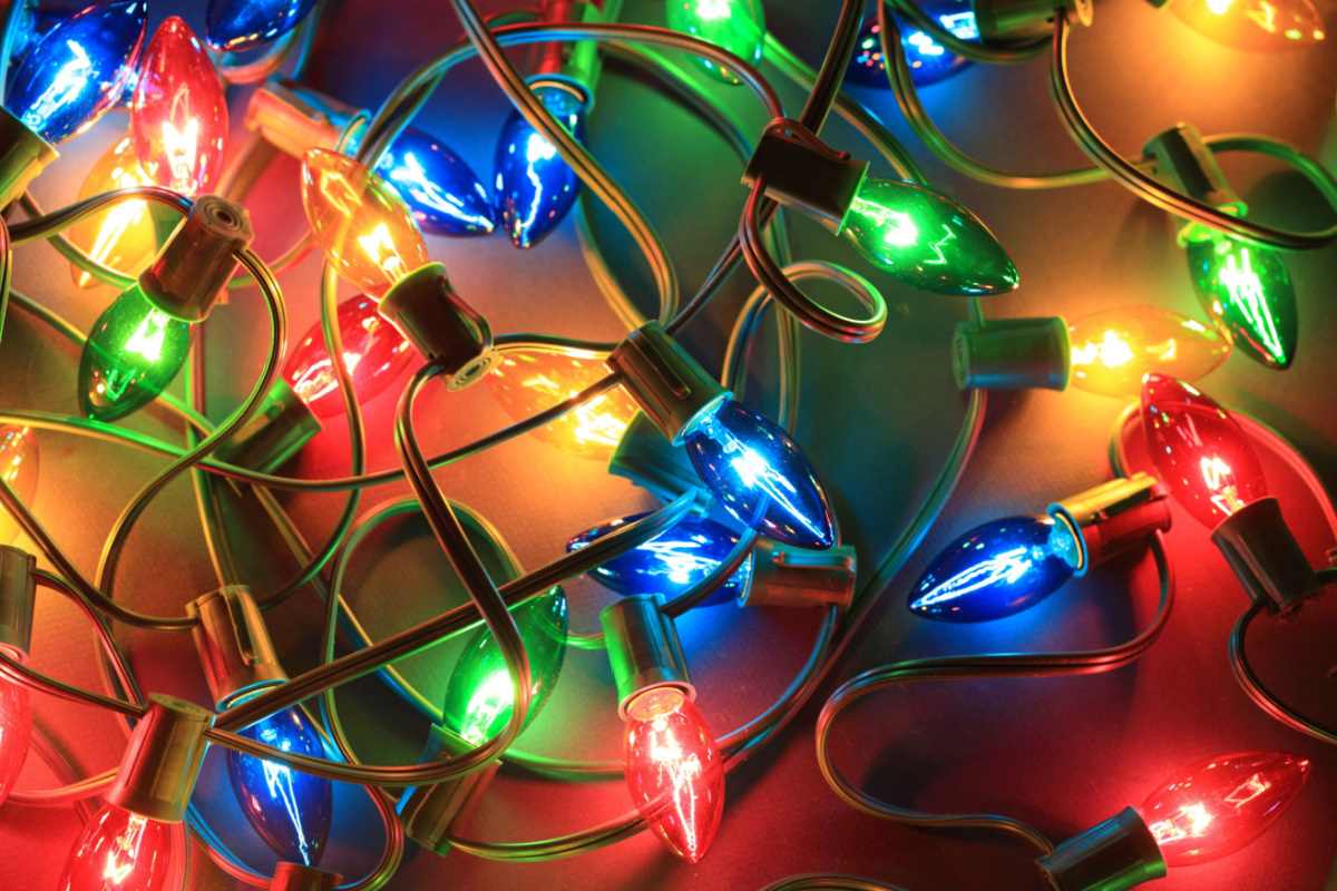 Multi colored string lights A strand of multi colored Christmas lights with large bulbs to represent one of the many types of Christmas lights.